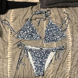 Cider Navy Blue & White Floral String Bikini